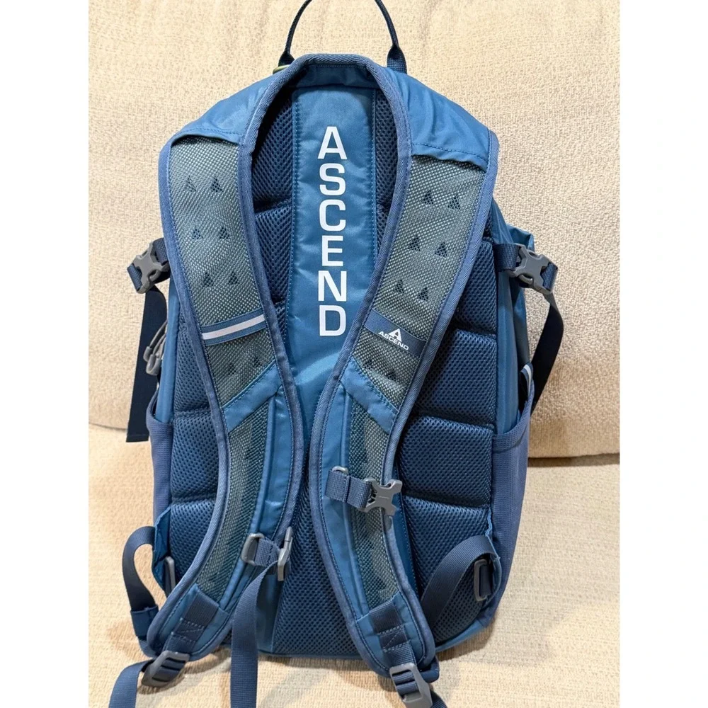 Ascend Meander 20L Daypack Blue Hiking Fishing Backpack Travel Commuter Bag
